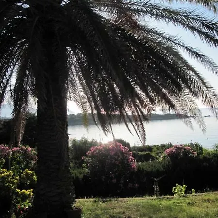 La Casa Di Teresa-villetta A 50 Mt Dal Mare Casa de Férias *
